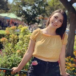 Meet your Posher, Amanda